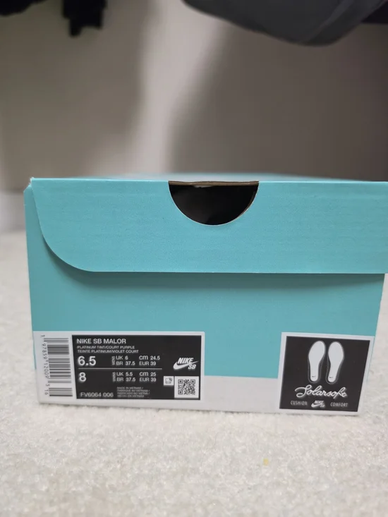 Nike SB Malor Size 8 Womens - Picture 2 of 4